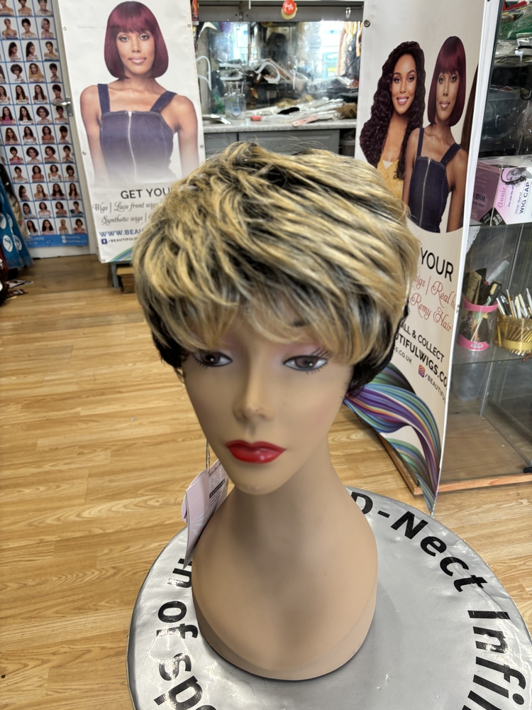 R&B REFINE YOUR BEAUTY WIGS-PARTY