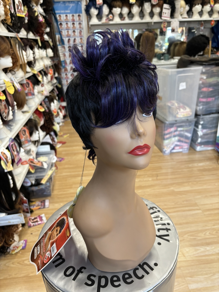 VANESSA THE FIRST NAME IN WIG LISTA