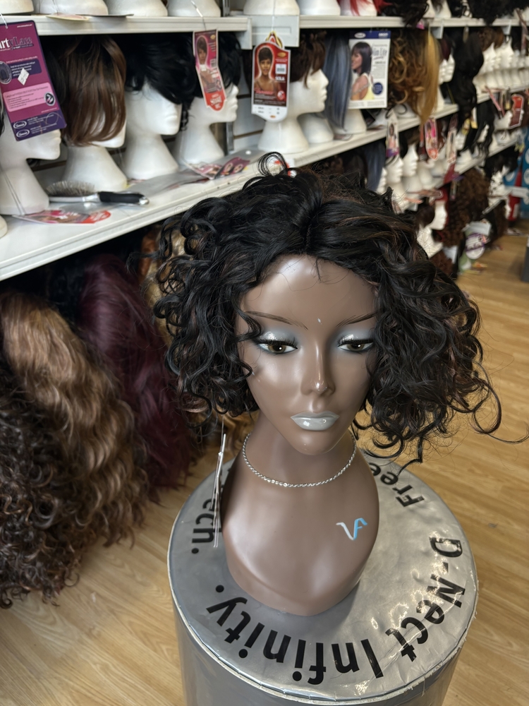 VANESSA FIFTH AVENUE COLLECTION WIG SUPER-YESA
