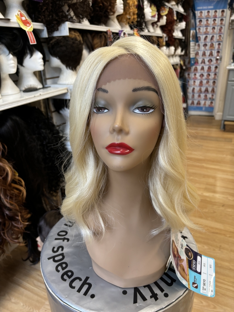 VANESSA THE FIRST NAME IN WIGS TOPS MC SEYD