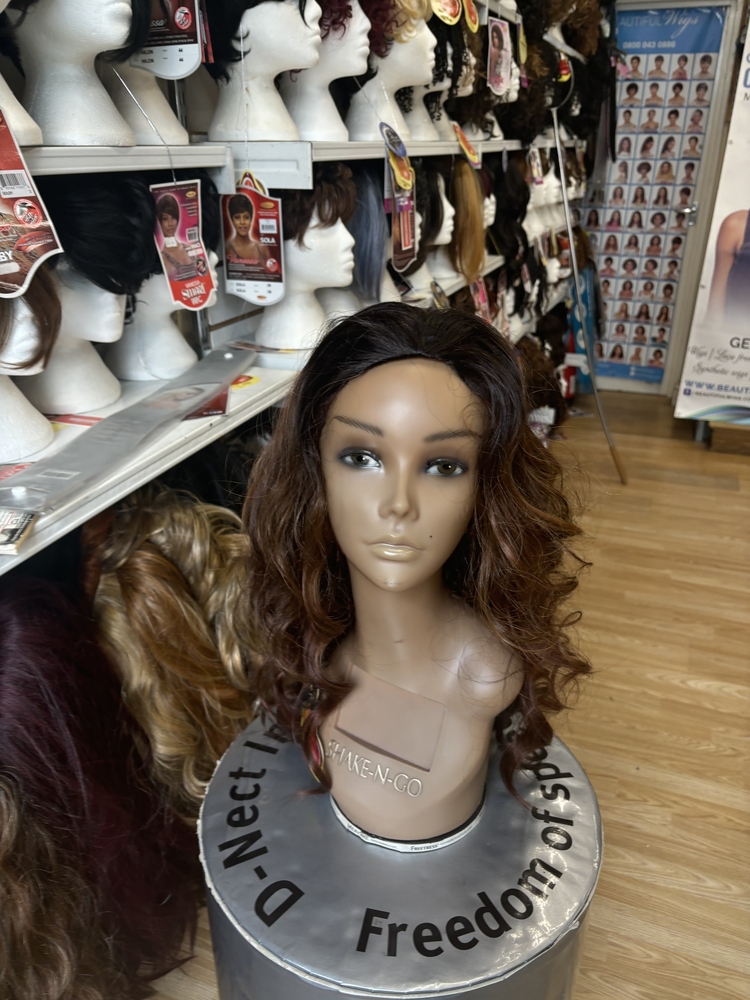 VANESSA THE FIRST NAME IN WIGS LAS TOBIN