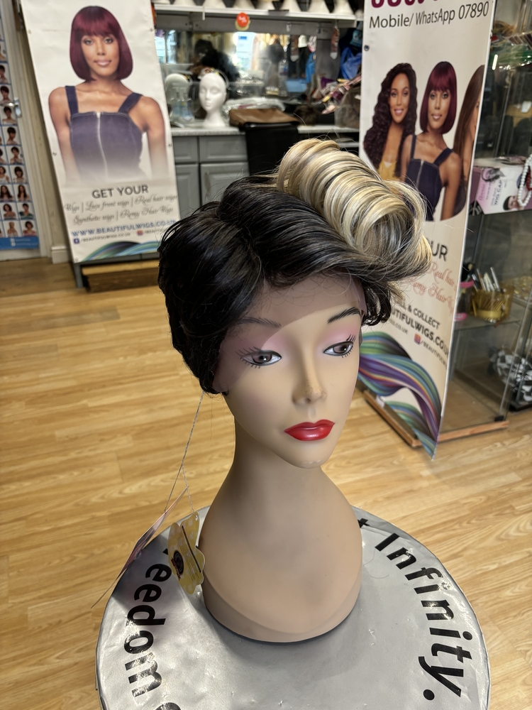 VANESSA THE FIRST NAME IN WIGS TOPS U PELU