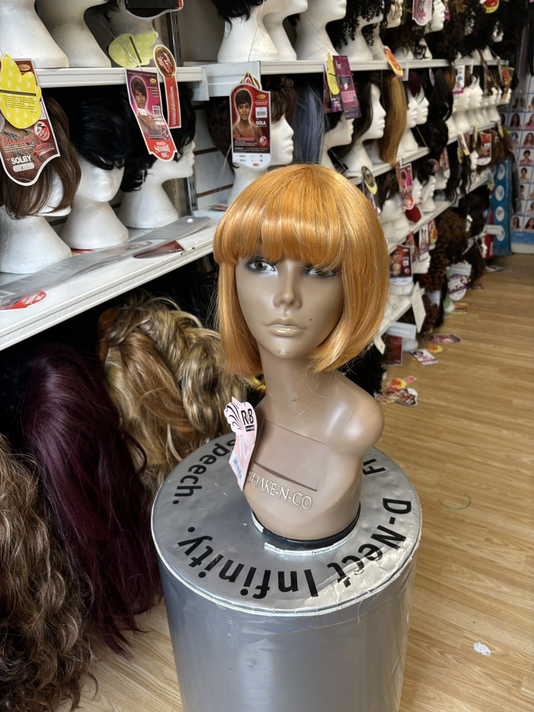 R&B MEDIUM COLLECTION WIG~FRIDAY II