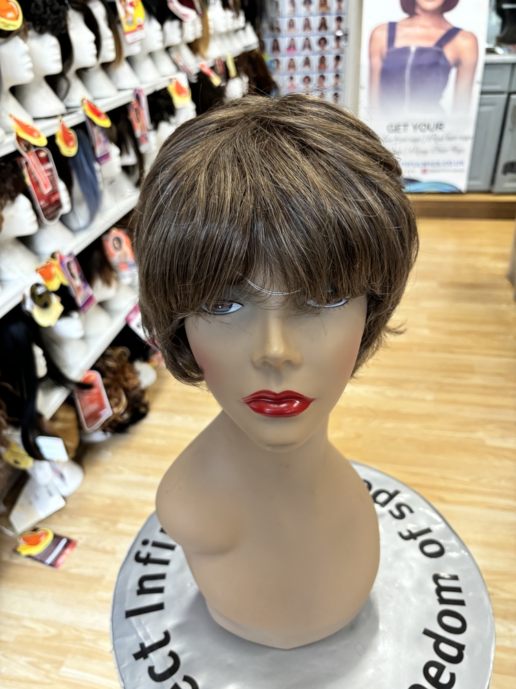THE NEW GENERATION OF SHORT WIGS